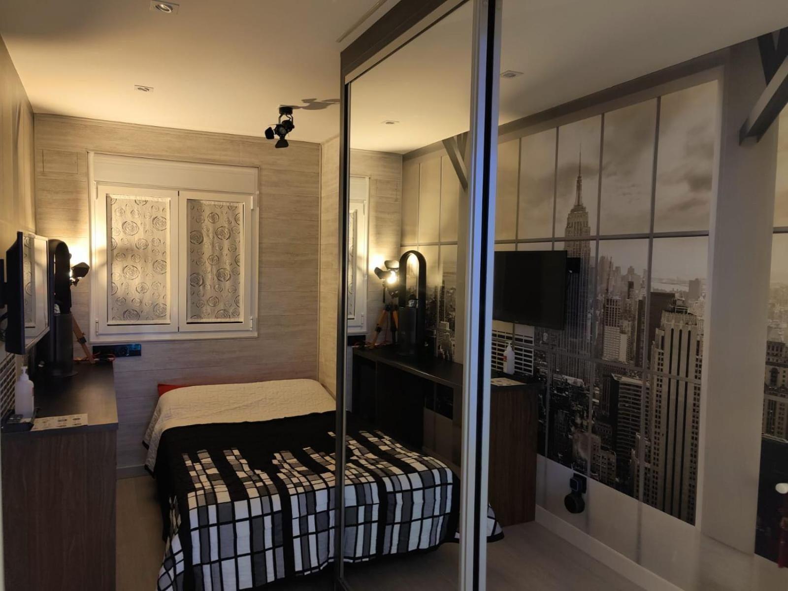 Habitacion New York - 5 Torres マドリード エクステリア 写真