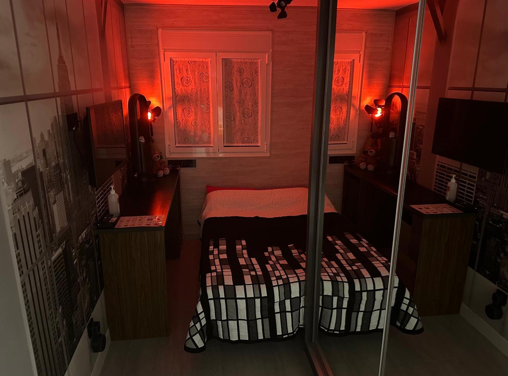 Habitacion New York - 5 Torres マドリード エクステリア 写真